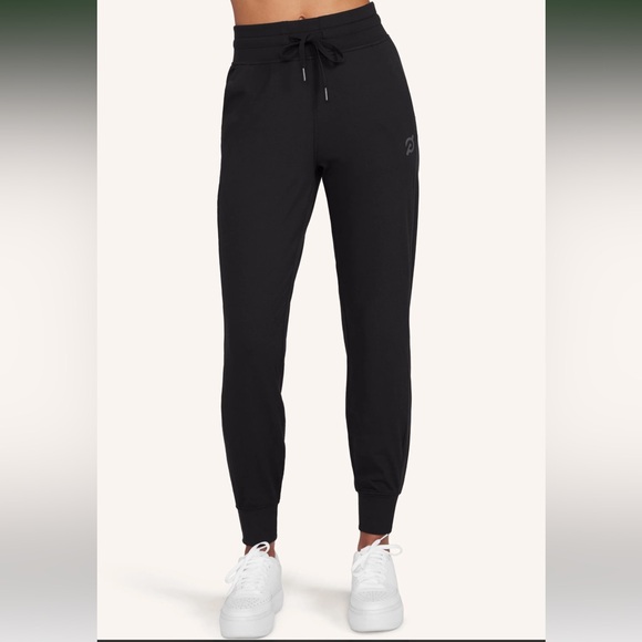 Peloton Women’s Ready To Rulu HR Jogger 29” - Picture 4 of 7
